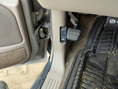 2001 Chevy Suburban Driver Left Lower Kick Trim Panel Oem Tan 52I