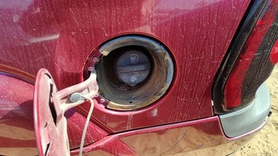 2002-2003 Chevy Trail Blazer Fuel Filler Neck Assembly With Gas Cap Oem 88983256
