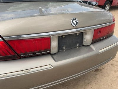 1998-2002 Mercury Grand Marquis Center Middle Inner Tail Light Brake Lamp Oem