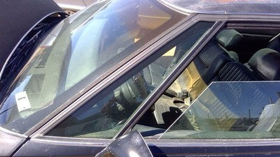 1991-96 Buick Park Ave Driver Left Front Vent Window Small Door Glass With Frame