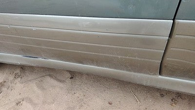 2000-2004 Legacy Outback Driver Left Front Moulding From Door Oem Trim Strip