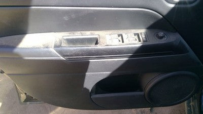 2013-2017 Jeep Patriot Driver Left Front Inside Door Trim Panel Only Oem Gray Dv