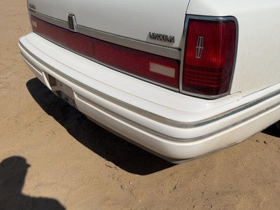 1991-1994 Lincoln Town Car Rear Bumper Cover Assembly Oem Back White Wt