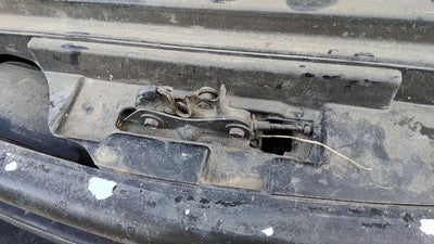 1995-1997 S10 Blazer Hood Latch Assembly With Bracket Oem