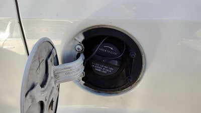 2012-2013 Dodge Journey Fuel Filler Neck Assembly With Gas Cap Oem 5147108Aa