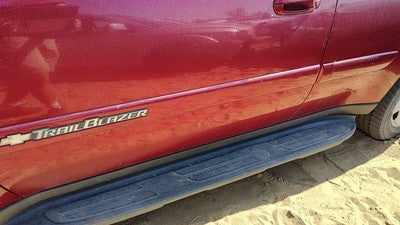 2002-04 Trail Blazer Driver Left Front Moulding From Door Trim Majestic Red 86U