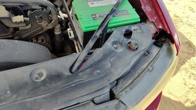 02-09 Chevy Trail Blazer Top Plastic Cover Above Radiator Support Upper Shield
