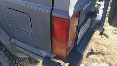 1984-1996 Jeep Cherokee Driver Left Tail Light Oem Brake Lamp Rear 4720501