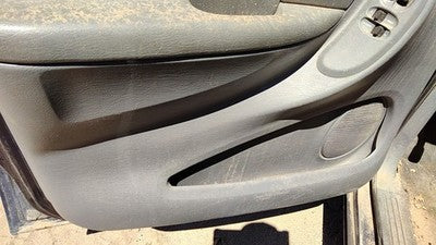 04-06 Town & Country Driver Front Door Trim Panel With Master Switch Gray D5