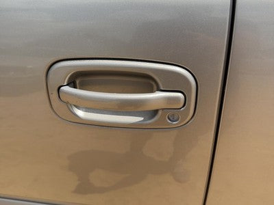 2000-2006 Chevy Suburban Driver Left Front Outside Door Handle Oem Pewter 11U