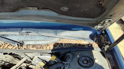 2006-2008 Pontiac Grand Prix Driver Left Windshield Wiper Arm Oem Blade Lever