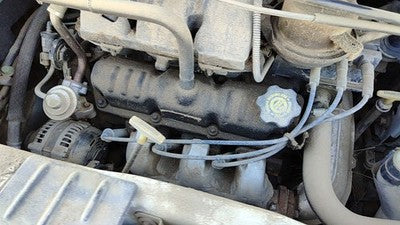 2001-2004 Grand Caravan Front Valve Cover Oem 3.3L 4781235Aa