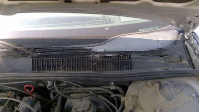 1990-1996 Cutlass 2 Door Driver Left Windshield Wiper Arm Oem Blade Lever