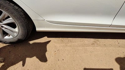 2011-2013 Hyundai Sonata Passenger Right Lower Rocker Panel Moulding Side Skirt