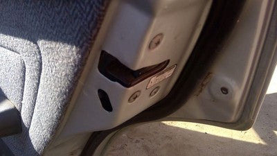 1990 Corolla Station Wagon Passenger Right Rear Door Latch With Rods/Cables Back
