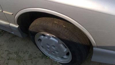 1991 Cutlass 2 Door Passenger Right Moulding From Fender Oem Trim Strip Silver