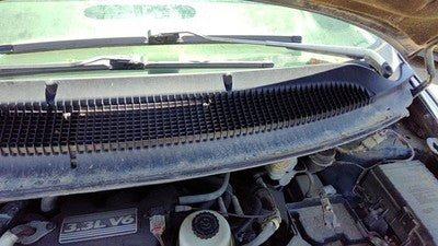 Chrysler Town & Country Windshield Wiper Cowl Vent Trim Panel Oem Cover