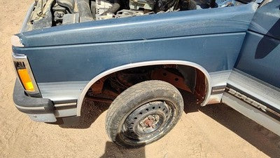 1983-1994 Chevy S10 Blazer Driver Left Front Fender Oem Blue 15961503