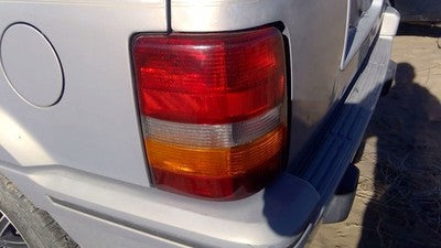 1993-1998 Jeep Grand Cherokee Driver Left Tail Light Oem Brake Lamp Rear