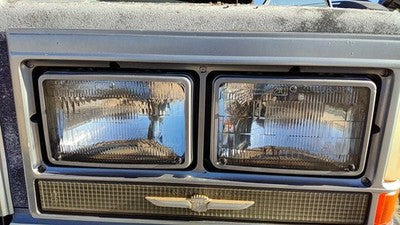 1980-1984 Deville Sedan Driver Left Pair Of Headlights Oem 15194307