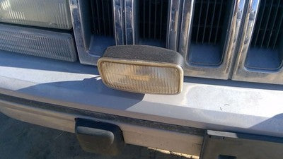 1993-1995 Jeep Grand Cherokee Passenger Right Fog Light Lamp Oem 04713582