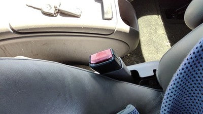 2002-2003 Ford Windstar Driver Left Front Seat Belt Buckle Receiver Oem Gray 22