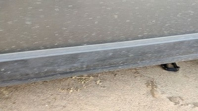 1998-2005 Vw Passat Passenger Right Front Lower Moulding From Door Trim Strip