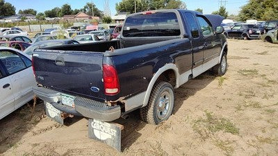 1997-04 Ford F150 Driver Left Front Spindle Steering Knuckle With Wheel Hub 4x4