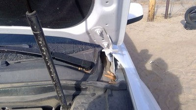2010-2017 Gmc Terrain Driver Left Hood Hinge Assembly Oem White Gaz 25798897