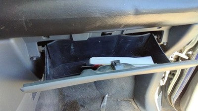 Chrysler Town & Country Glove Box Assembly Complete Door With Latch Oem Gray D5