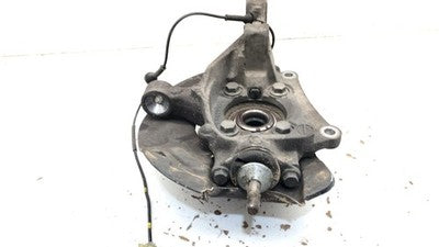 2001-2007 Volvo V70 Xc Driver Left Front Spindle Steering Knuckle With Wheel Hub