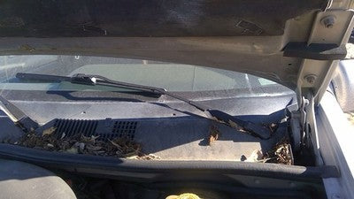 1993-1998 Jeep Grand Cherokee Driver Left Windshield Wiper Arm Oem Blade Lever