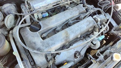 2000 2001 2002 Infiniti G20 Valve Cover Oem 2.0l 132647j400