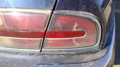1998-2004 Buick Park Ave Passenger Right Tail Light Brake Lamp Oem Rear 16525982