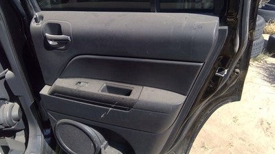 09-17 Jeep Patriot Passenger Right Rear Inside Door Trim Panel Only Back Gray Dv