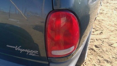 96-00 Chrysler Voyager Passenger Right Tail Light Oem Brake Lamp Rear 4576244Ab