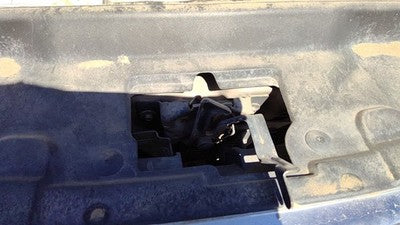1997-2005 Ford Expedition Hood Latch Assembly With Bracket Oem Yl3Z16138Aa