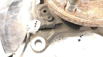 04-10 Sienna Driver Left Front Spindle Steering Knuckle With Wheel Hub Fwd