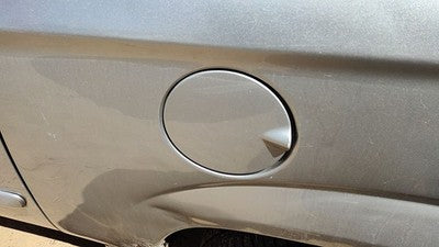 01-07 Town & Country Fuel Tank Door With Hinge Gas Lid Filler Silver Ps2