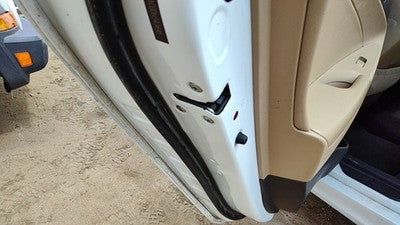 2011-2015 Hyundai Sonata Driver Left Rear Door Latch With Rods/Cables Oem Back