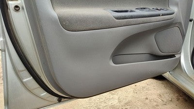 05-06 Toyota Camry Driver Left Front Door Trim Panel With Master Switch 95 Stone