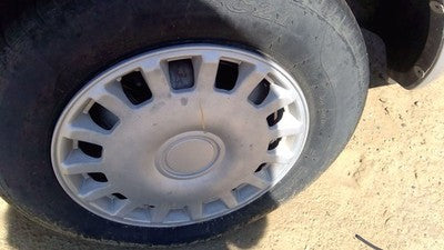 90-92 Corolla Station Wagon 13" Hub Cap Oem Wheel Cover 2Wd 12 Vane Design1