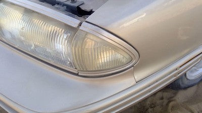 94-95 Olds Eighty Eight Driver Left Front Turn Signal Light Lamp Fender Mounted
