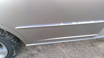 2001-05 Honda Civic Passenger Right Rear Moulding From Door Oem Back Trim Silver