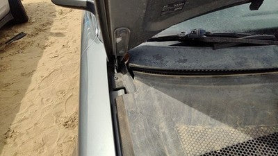 1999-2005 Vw Passat Passenger Right Hood Hinge Assembly Oem Silver 3B0823302a