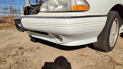 1992-1995 Pontiac Bonneville Front Bumper Cover Assembly Oem White 25556915