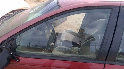 1996-2000 Saturn Sw2 Driver Left Front Side Window Door Glass Oem 21098675