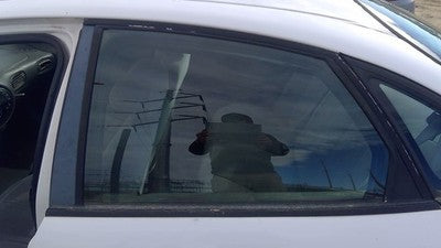 1996-2007 Ford Taurus Driver Left Rear Side Window Door Glass Oem Back