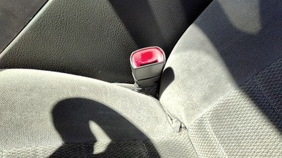 2002-2005 Ford Explorer Driver Left Front Seat Belt Buckle Receiver Oem Gray Tt