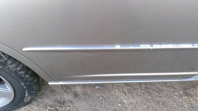 2001-05 Honda Civic Passenger Right Rear Moulding From Door Oem Back Trim Silver